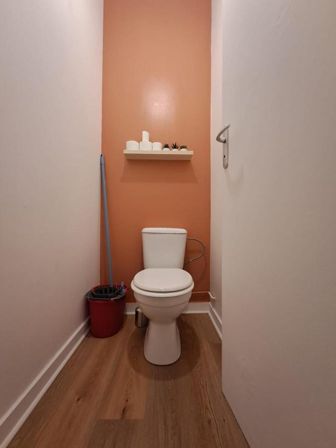 Le Saint Jean , Centre Historique, Wifi, Tout Equipe, Ideal Famille, Business, Ou Simple Escapade Niort Exterior foto